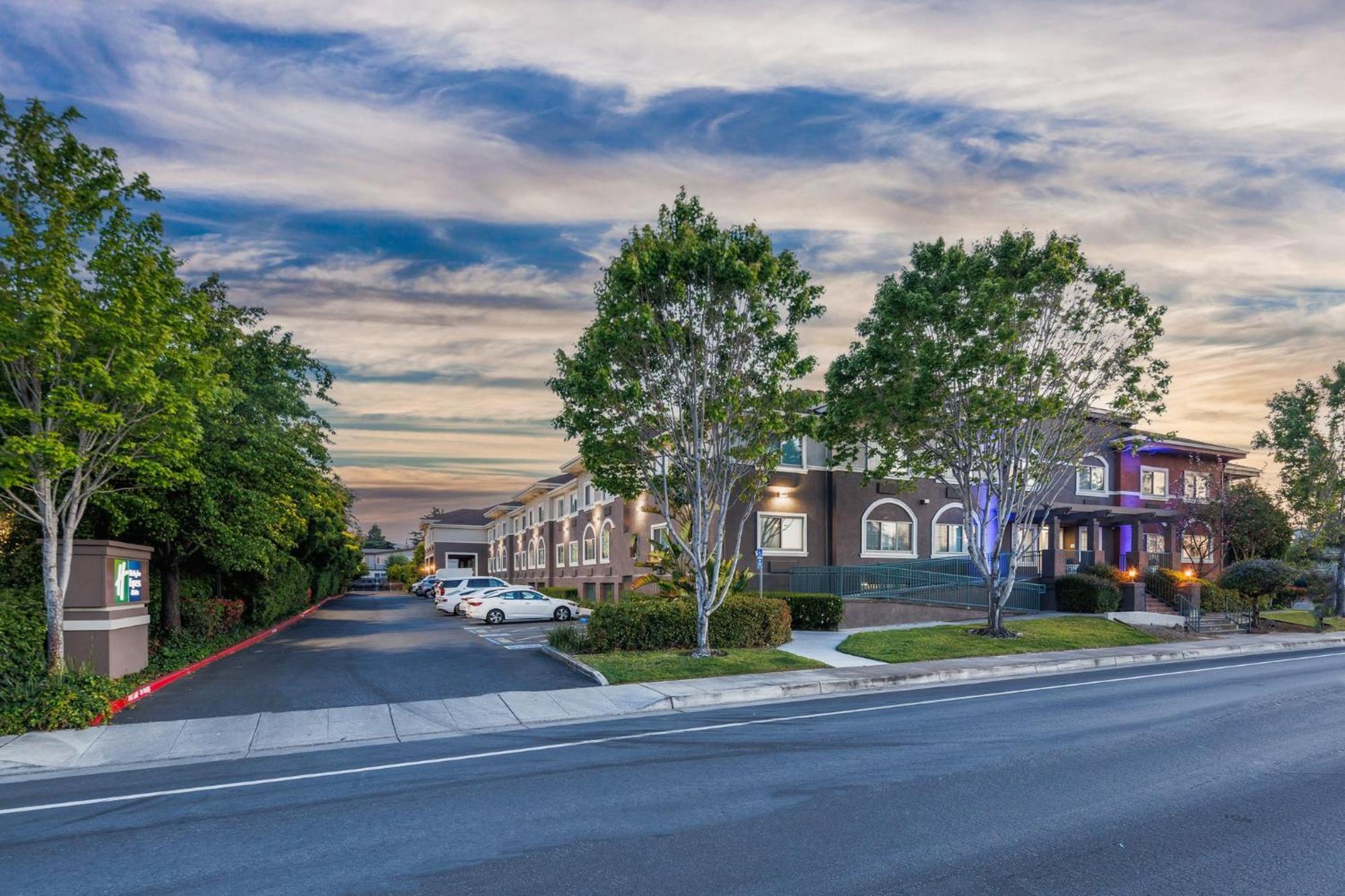 Holiday Inn Express & Suites Mountain View Silicon Valley By Ihg 외부 사진