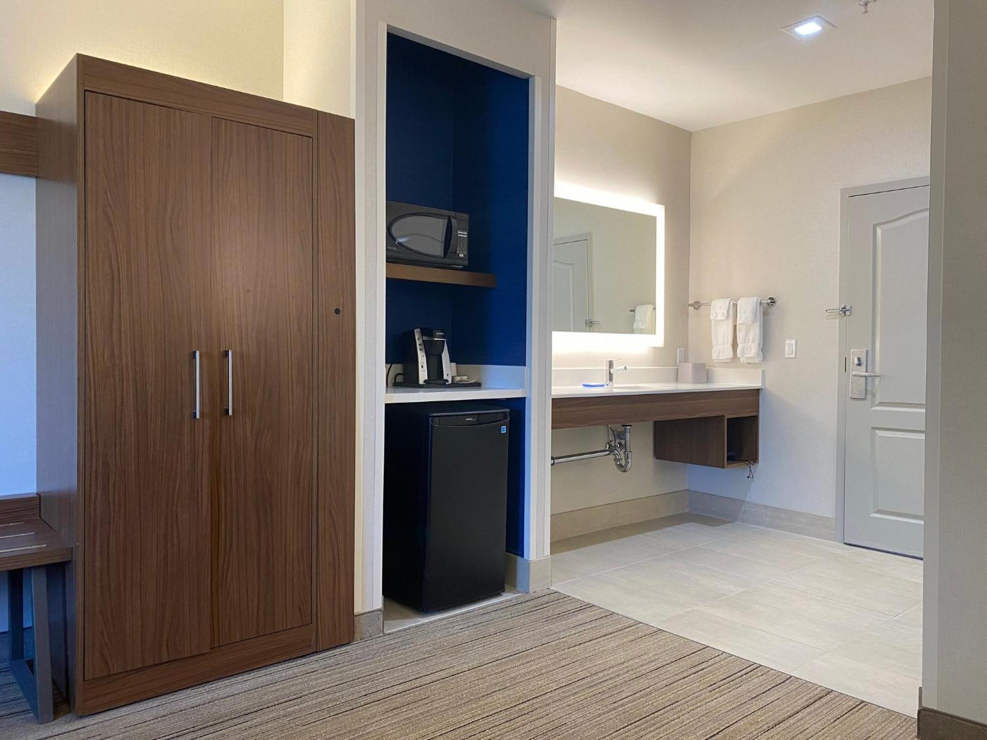 Holiday Inn Express & Suites Mountain View Silicon Valley By Ihg 외부 사진